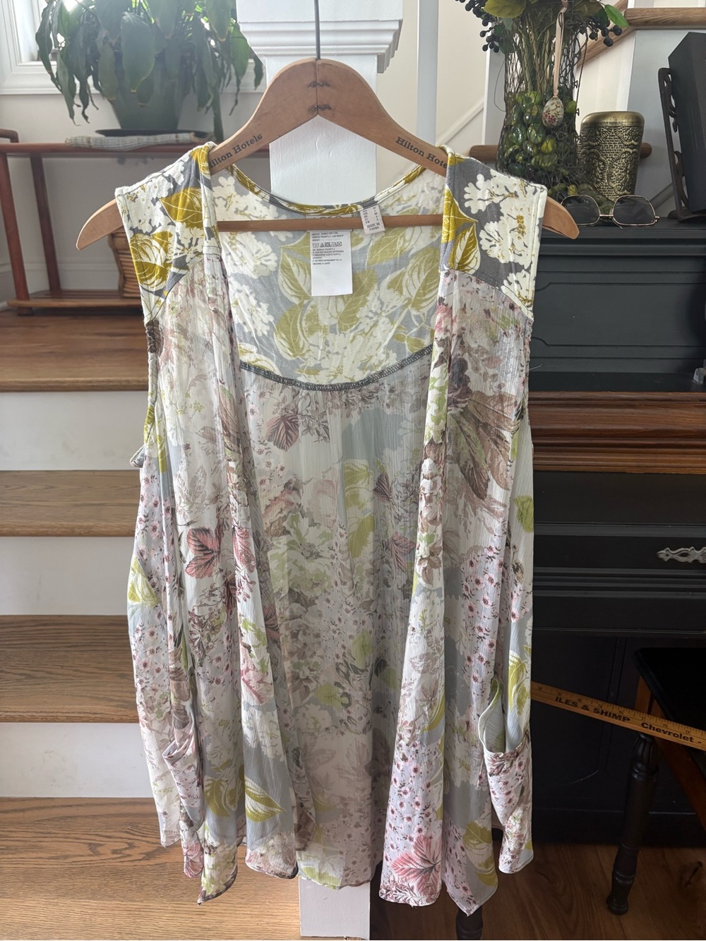 LOGO by Lori Goldstein Floral Sleeveless Open Front Tunic - White, Green, Pink